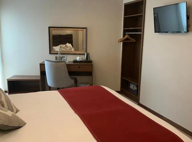 Hotell The Draper 3*